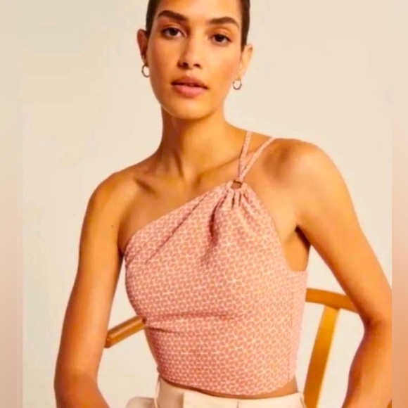 Abercrombie Asymmetrical Palm Print Crop Top - Picture 2 of 2